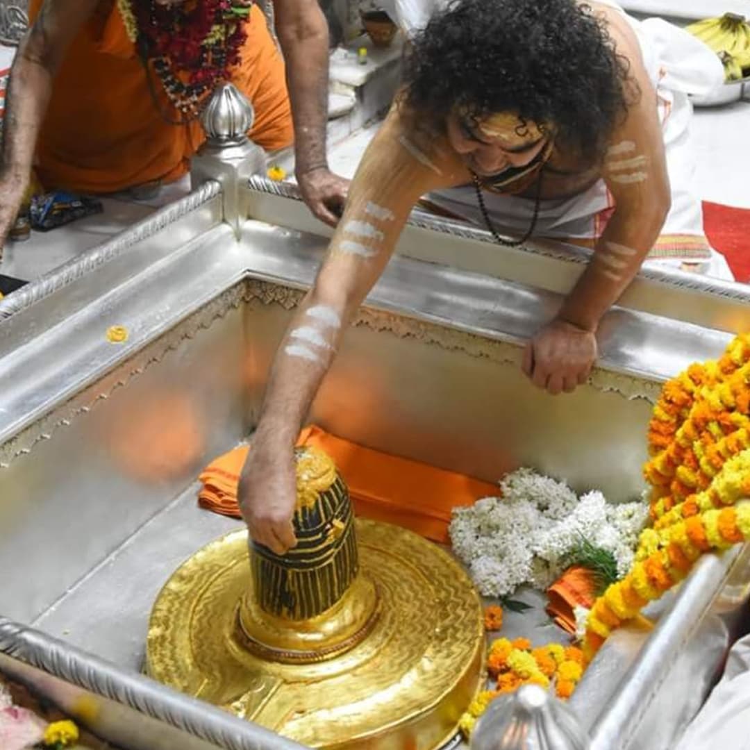 Tr_1080x1080_services_page_5_